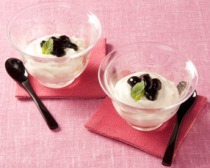 黒豆の生クリームヨーグルト